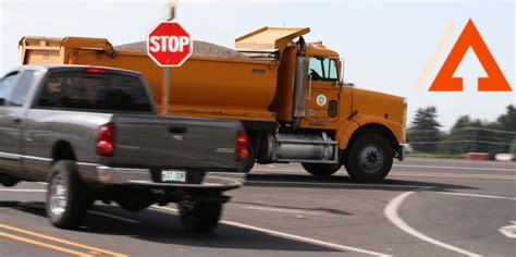 construction-truck-accident-lawyer,Choosing a Construction Truck Accident Lawyer,