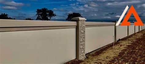 construction-privacy-screen,Benefits of Using a Construction Privacy Screen,