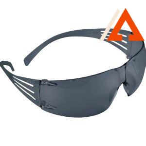 construction-management-attire,Headwear and Protective Eyewear,
